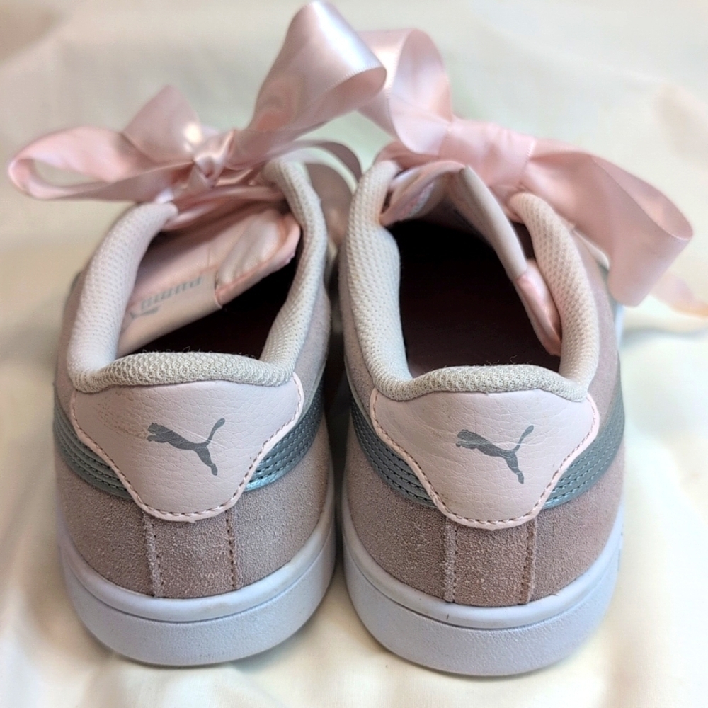 Puma Smash Ribbon Jr Sneaker Trainers Shoes Baby Pink Size US 6C - Picture 8 of 9